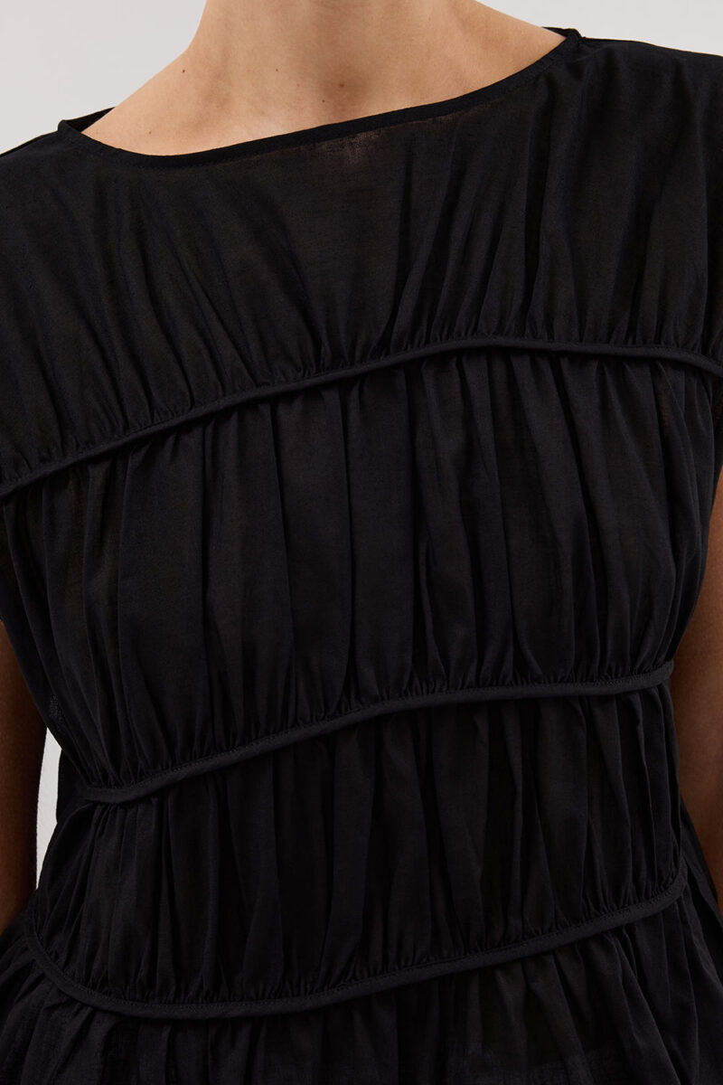 FLYNN BLACK LINEN TIERED TOP