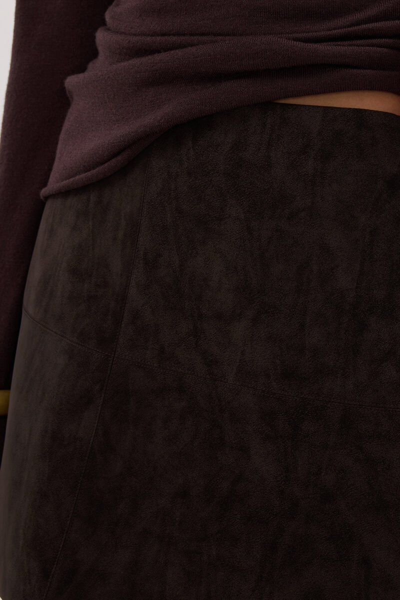 OAKLAND CHOC FAUX SUEDE MINI SKIRT